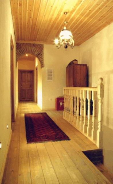 Nimbus Guesthouse Sidhirokhorion Ngoại thất bức ảnh