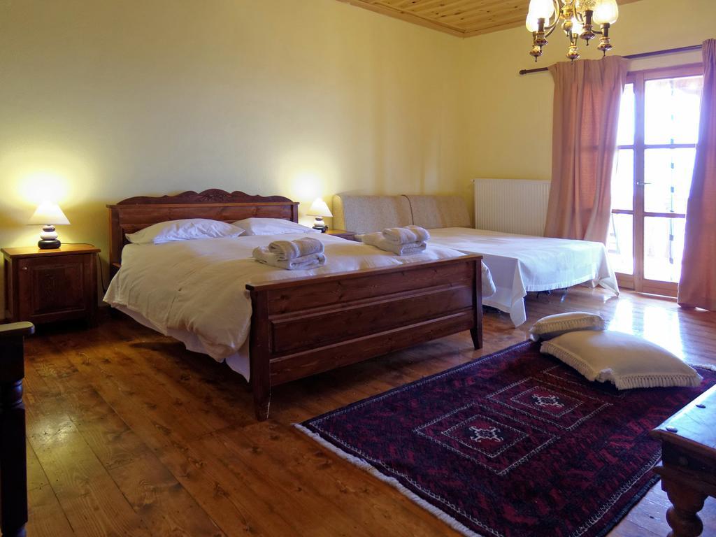 Nimbus Guesthouse Sidhirokhorion Phòng bức ảnh