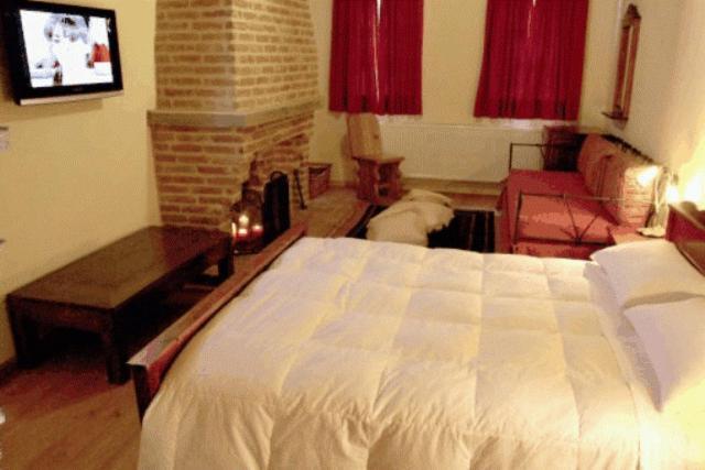 Nimbus Guesthouse Sidhirokhorion Ngoại thất bức ảnh